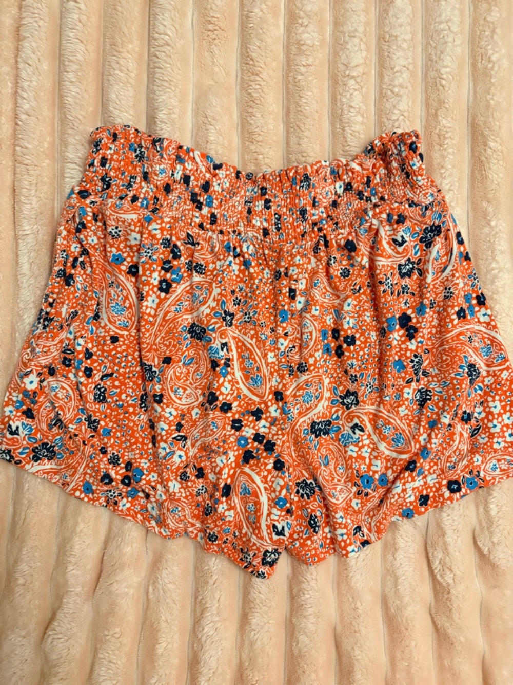 Women's Orange Paisley Print Elastic-Waist Shorts